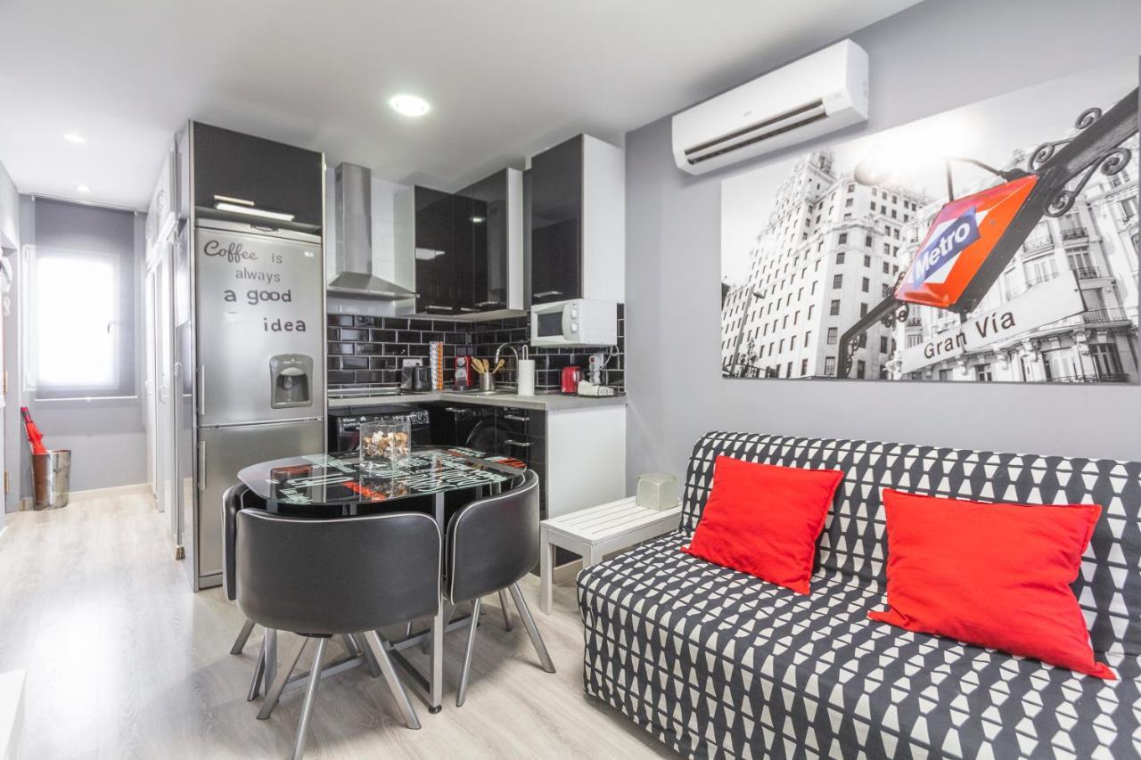 Chueca Apartment Madrid Luaran gambar